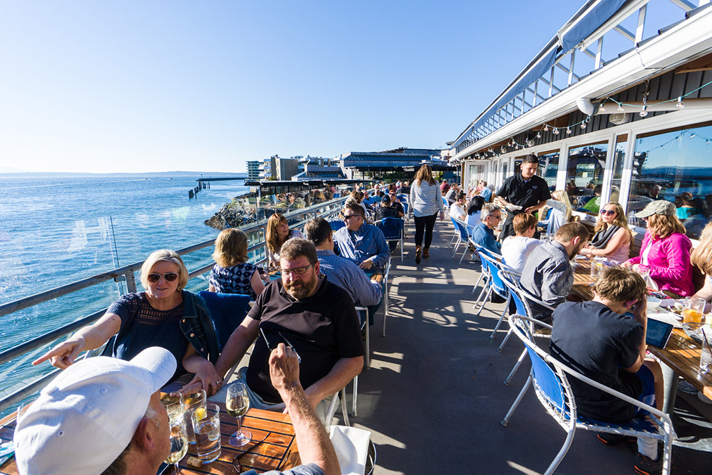 Ray's Cafe, one of our favorite places for outdoor dining in Seattle